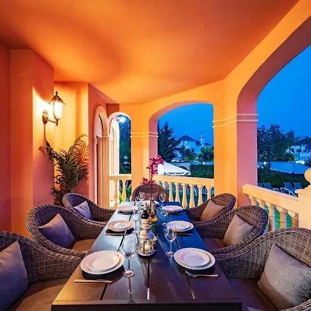 Holiday home San Pedro 6 Bedroom Villa, Heated Pool, Bbq, Wifi Marbella