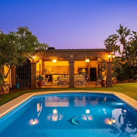 San Pedro 6 Bedroom Villa, Heated Pool, Bbq, Wifi Dom wakacyjny *